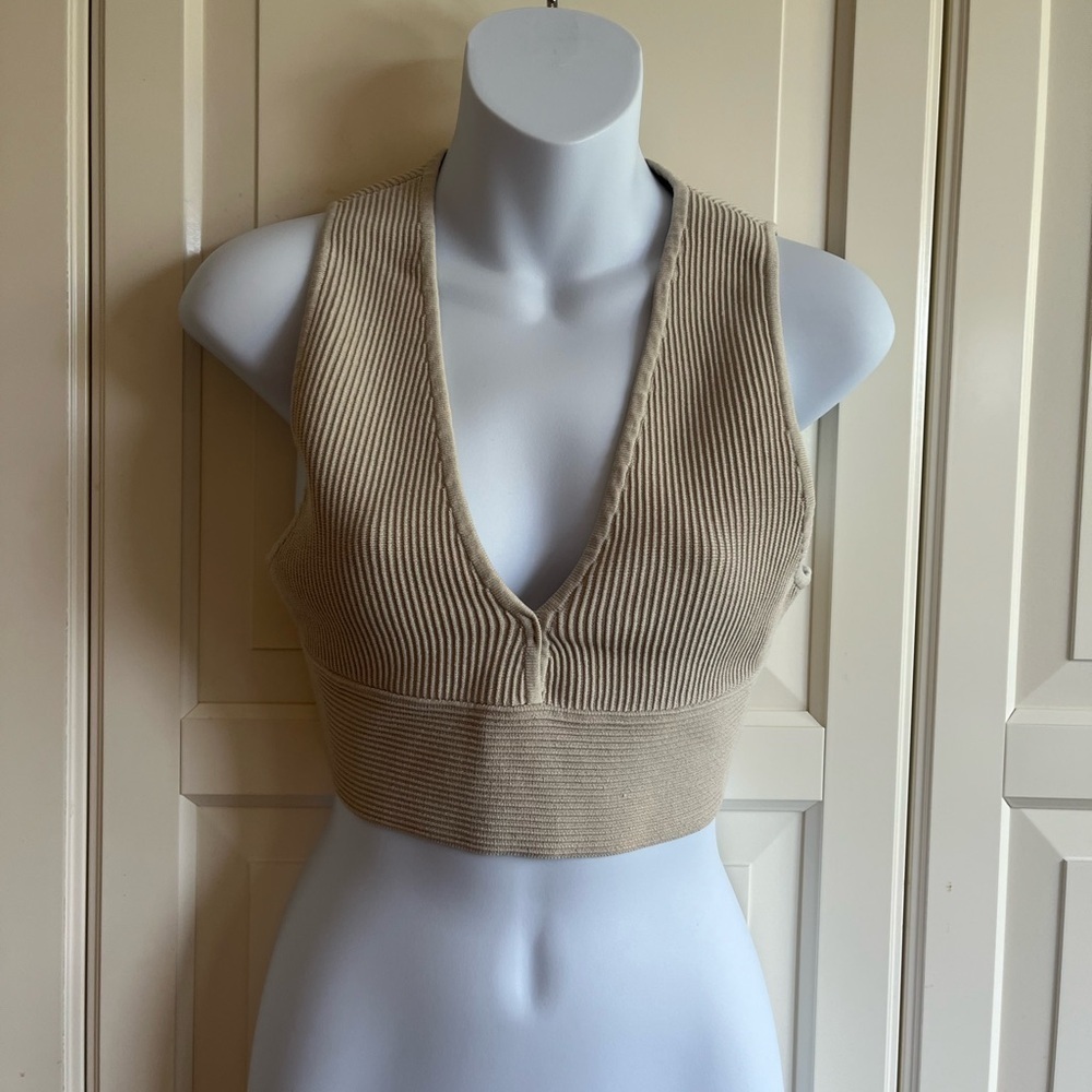 Babaton Taupe Sculpt Knit Deep V-Neck Cropped Tank Top Size Medium - Picture 5 of 12